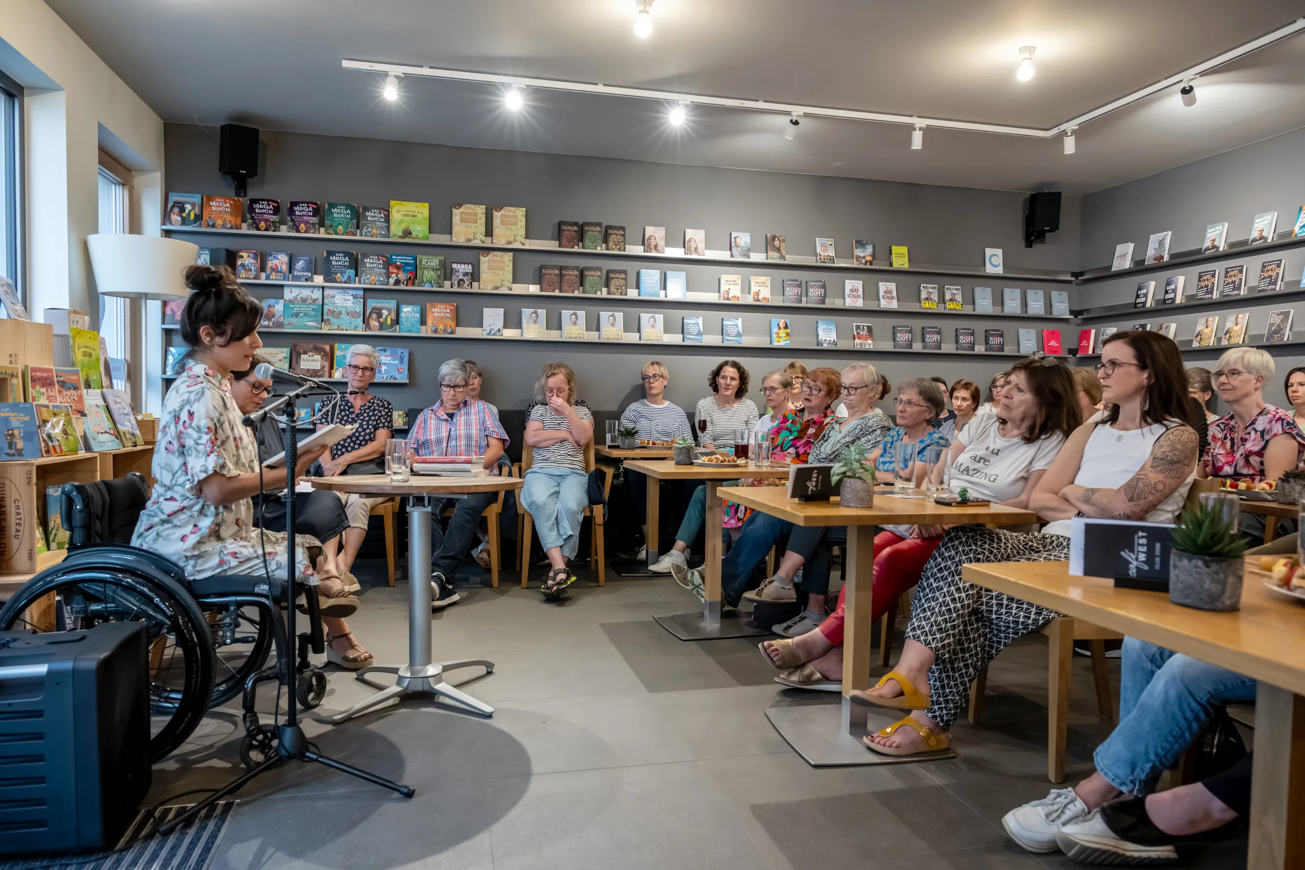 Hülya Marquardt in Cafe WEST Schorndorf