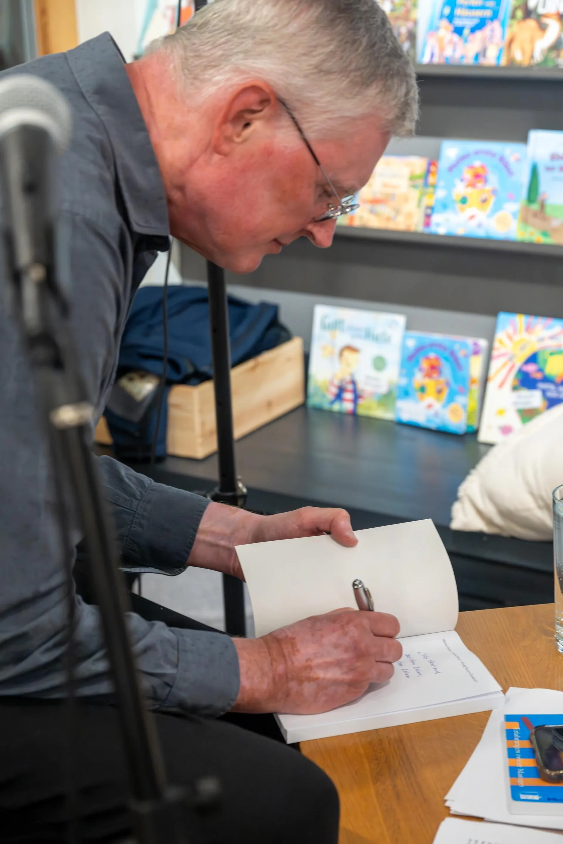 Helmut Seidel & Andreas Bauer  mit Ihrem Buch "Erfolg macht glücklich?" im Café WEST