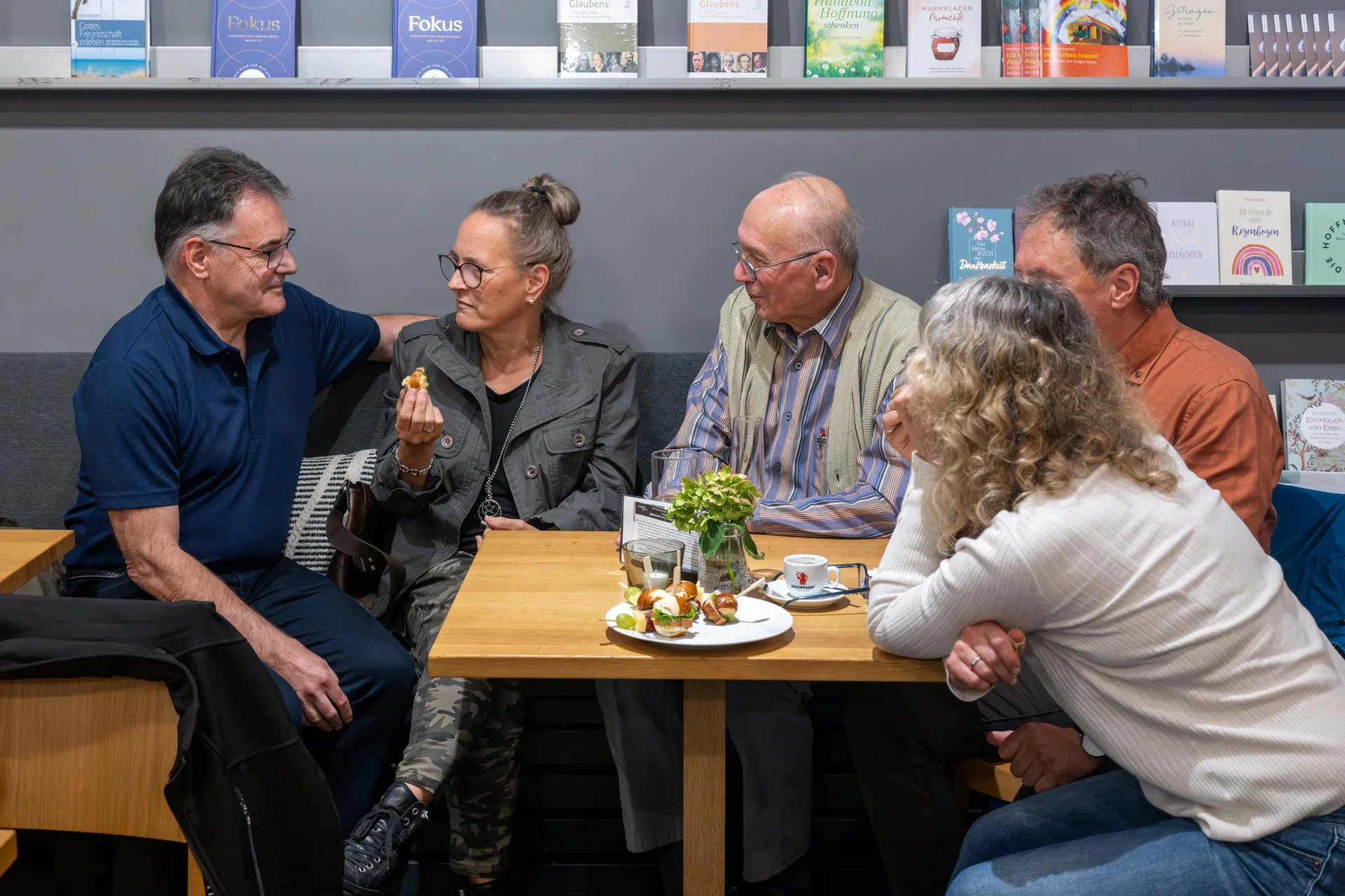 Helmut Seidel & Andreas Bauer  mit Ihrem Buch "Erfolg macht glücklich?" im Café WEST